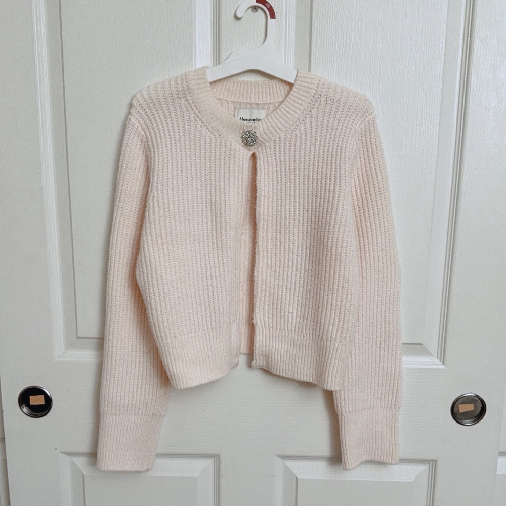 Abercrombie & Fitch Soft Pink Cardigan